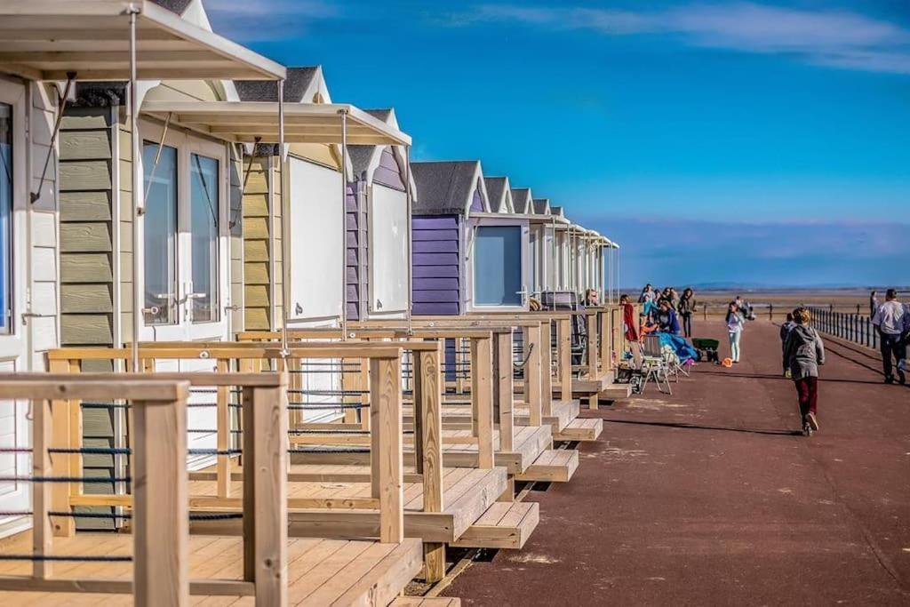 Hidden Gem W/ Parking Short Walk To Pleasure Beach Blackpool Esterno foto