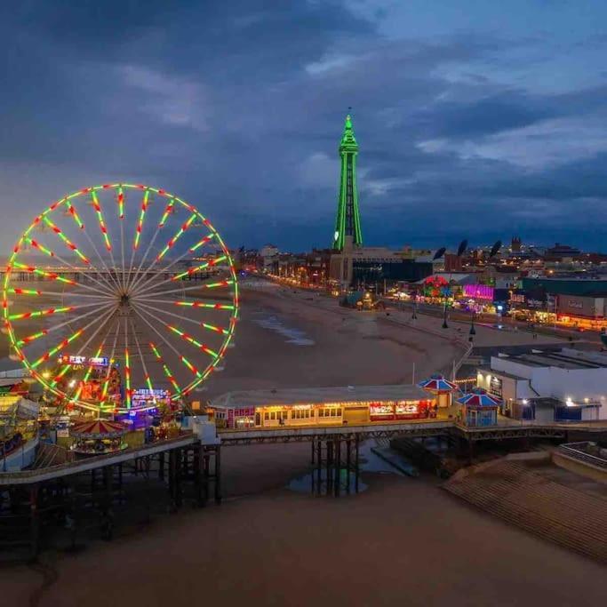 Hidden Gem W/ Parking Short Walk To Pleasure Beach Blackpool Esterno foto